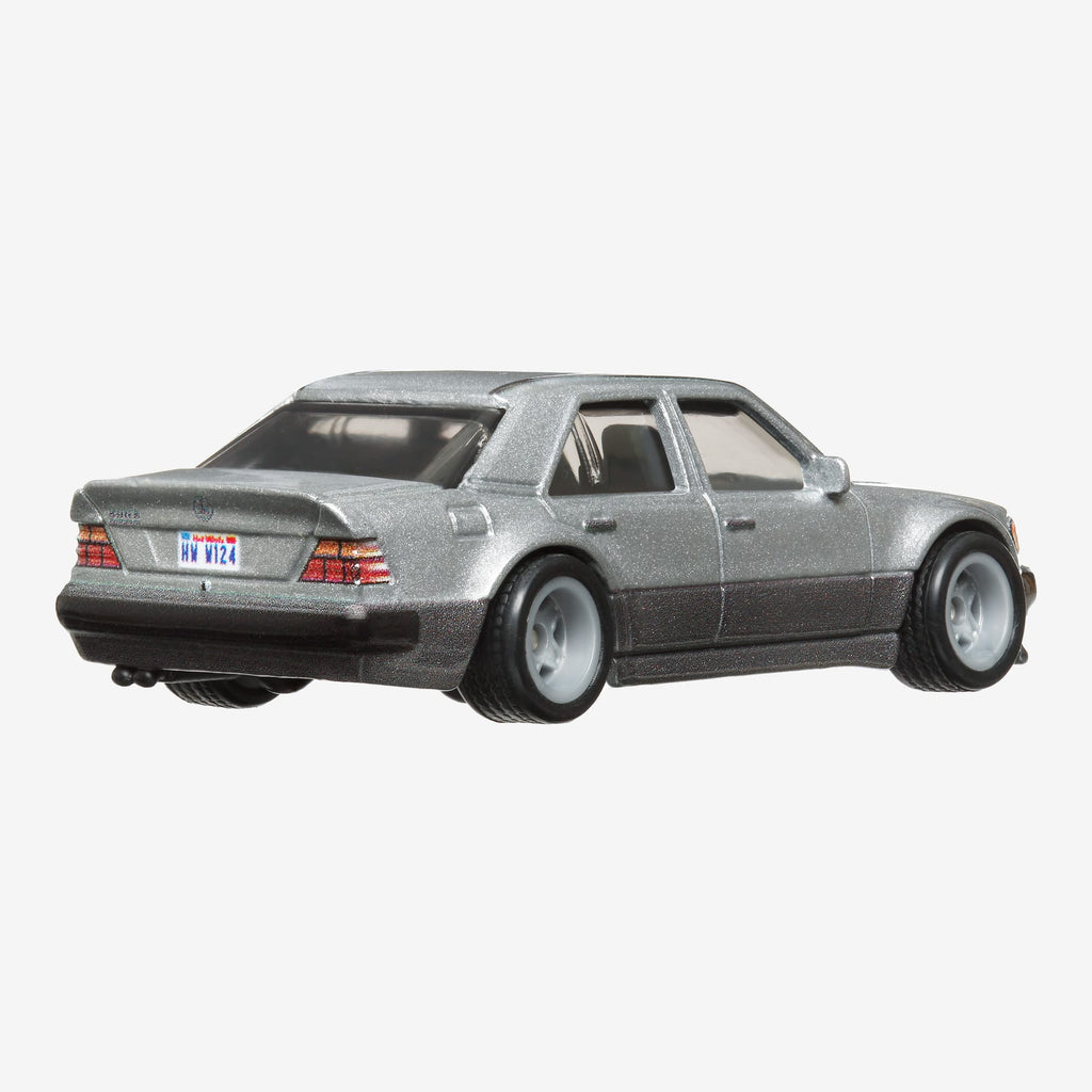 Hot Wheels Premium Car Culture Canyon Warriors – Mercedes-Benz 500E