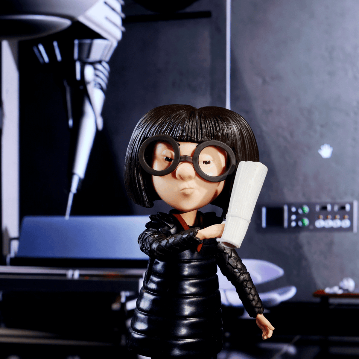 Pixar Spotlight Series Edna Mode Collector Figure The Incredibles